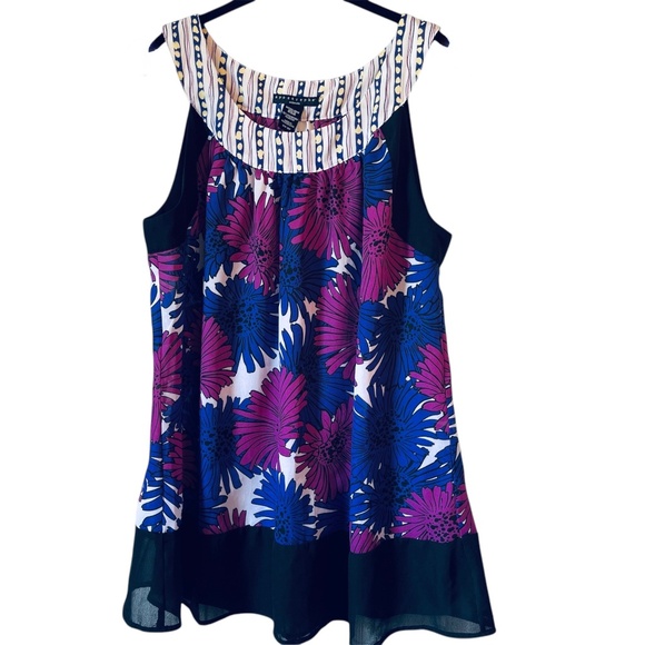 Apostrophe Womens Scoop Neck Sleeveless Blue Black Pink Floral Top 16W  18W GUC - Picture 1 of 8